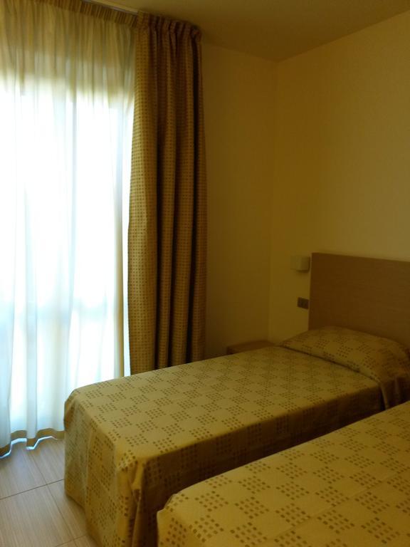 Hotel Eracle Маринелла-ді-Селінунте Номер фото